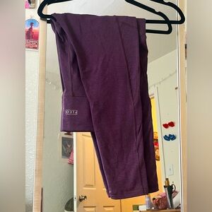 FLEO Heather sparrow leggings, gently used